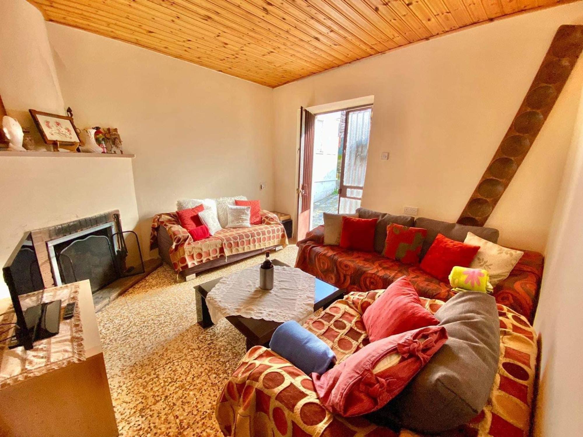 Saint Nicholas Heights Chakistra المظهر الخارجي الصورة