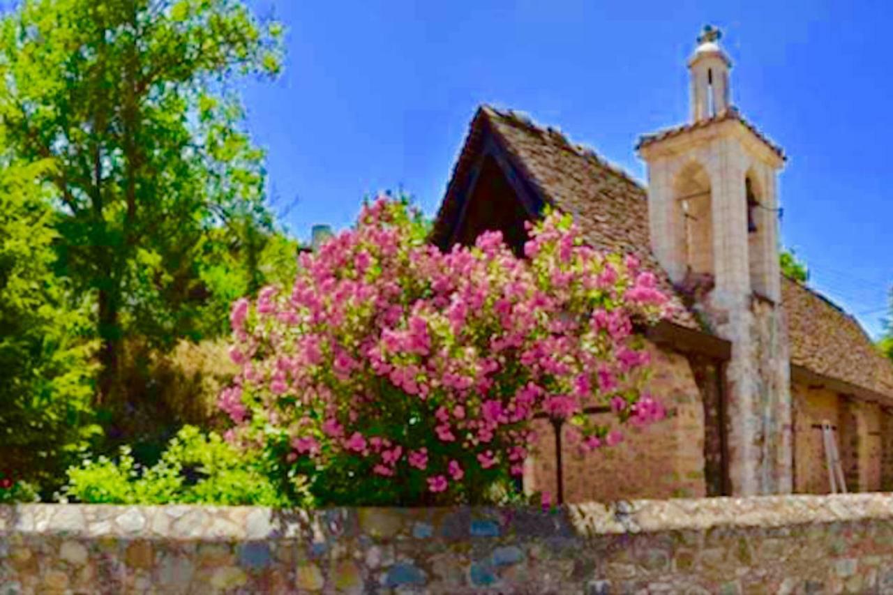 Saint Nicholas Heights Chakistra المظهر الخارجي الصورة
