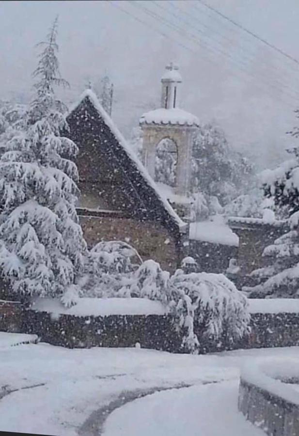 Saint Nicholas Heights Chakistra المظهر الخارجي الصورة